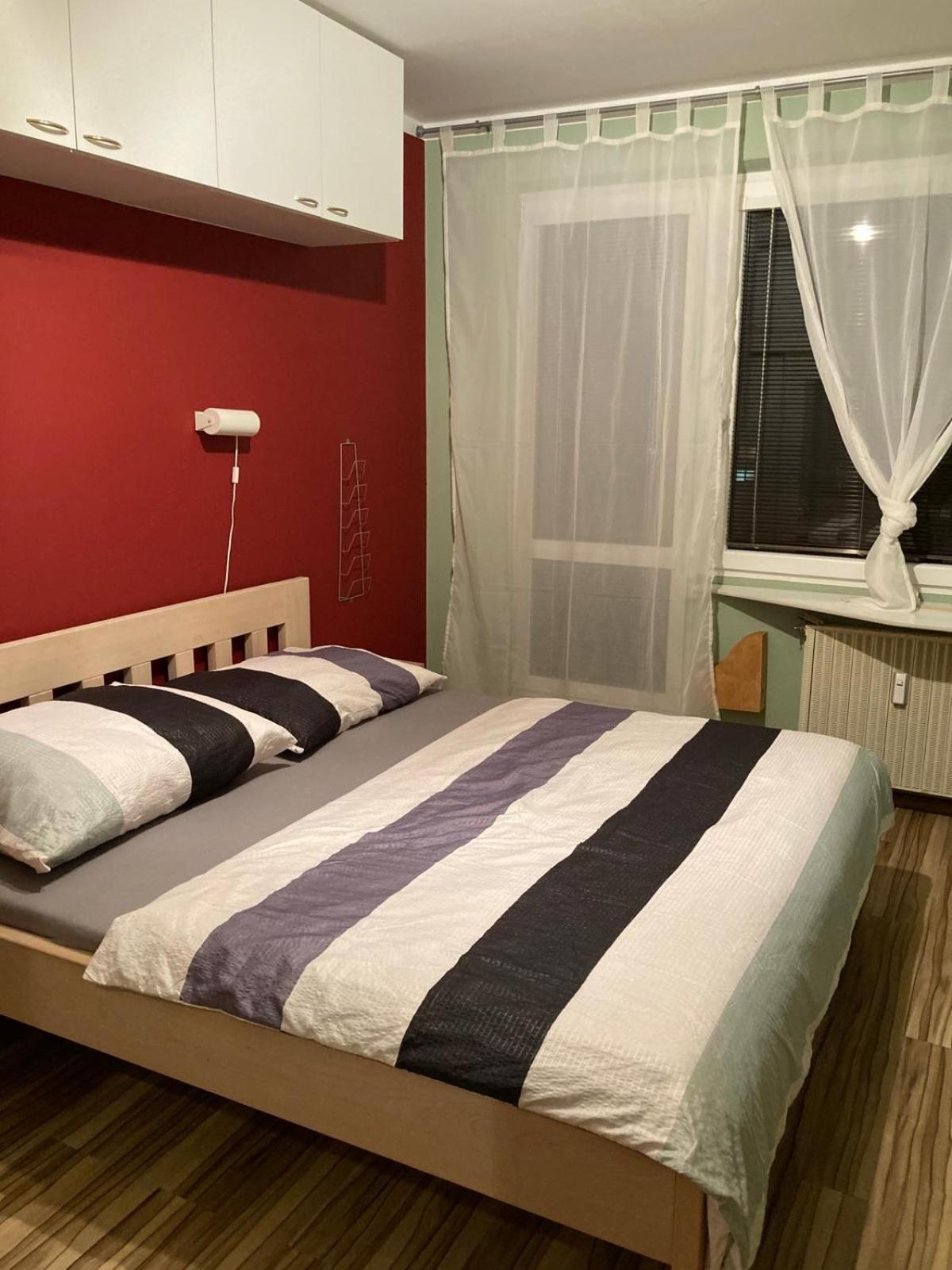 Apartman Hodonin 7 7 7 2 3 4 1 9 4 Exterior photo